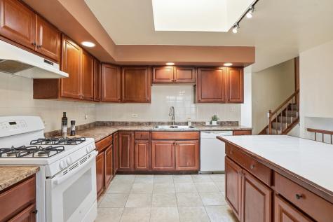 15641 Cottage Grove Avenue Dolton IL 60419