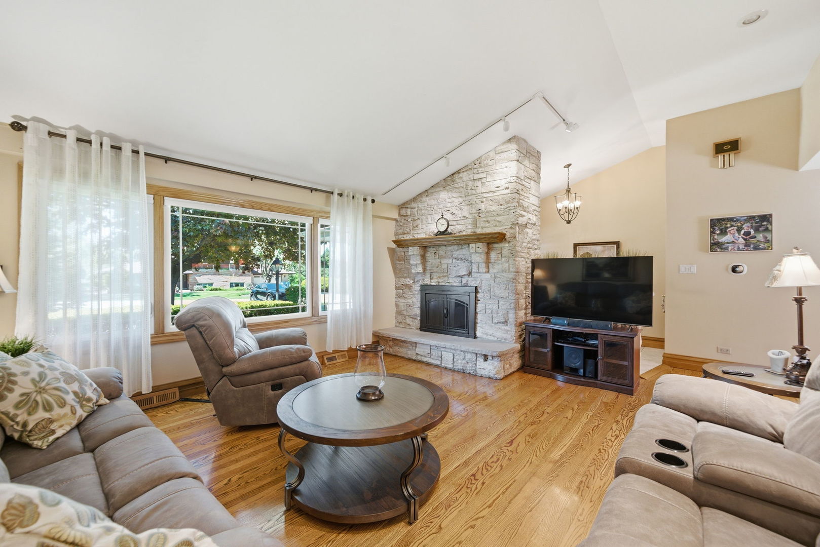 20W545 Moreland Avenue Addison IL 60101