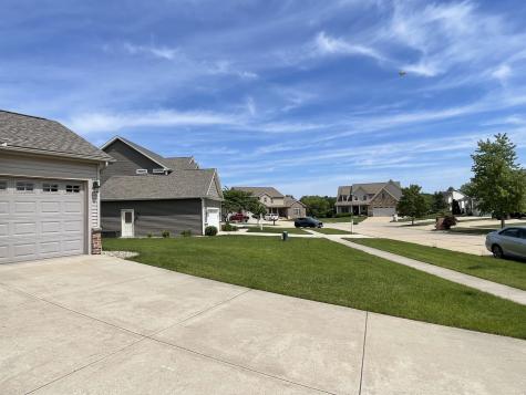 1807 Horizon Court Mahomet IL 61853