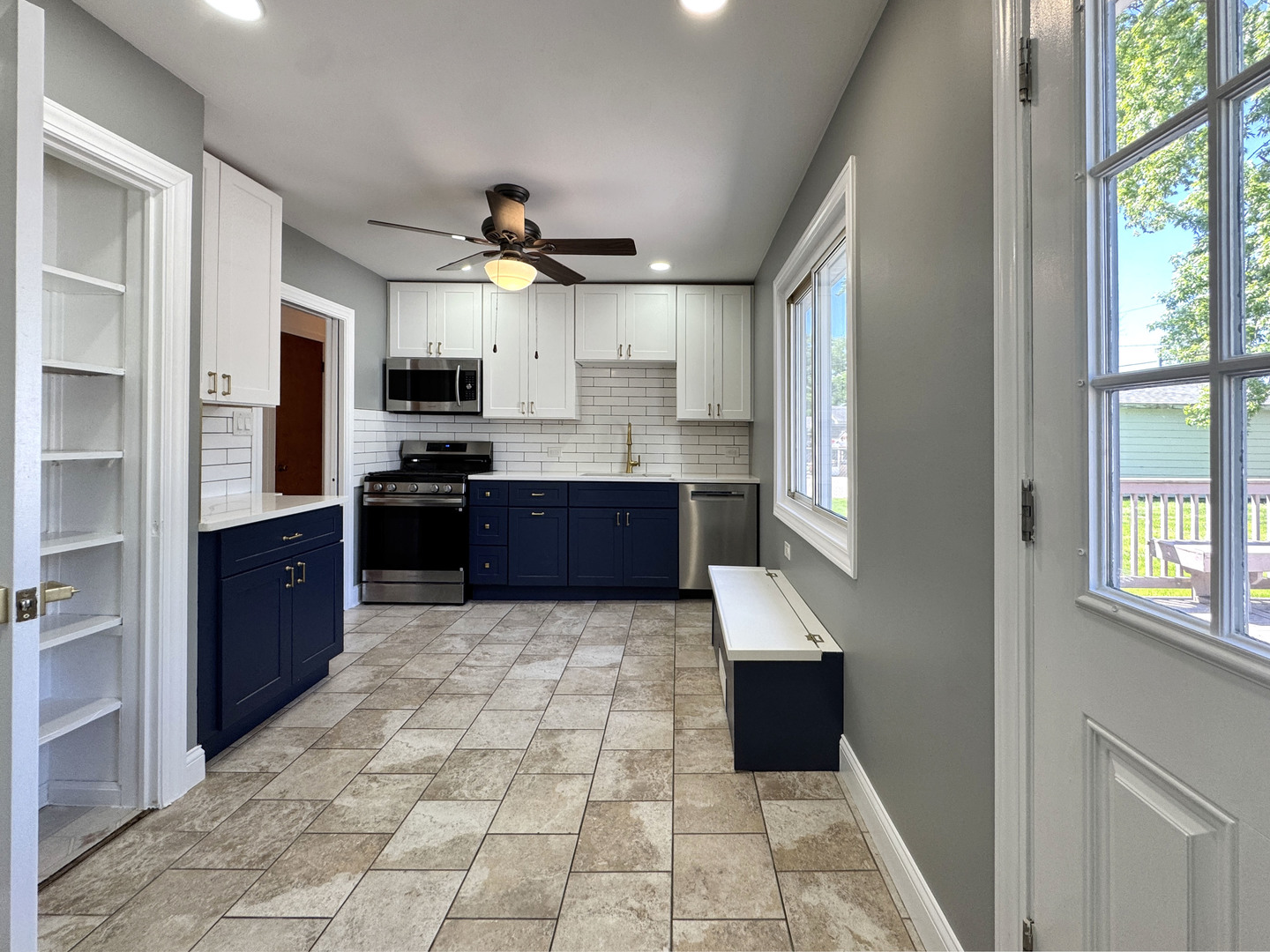 350 North 2nd Avenue Villa Park IL 60181