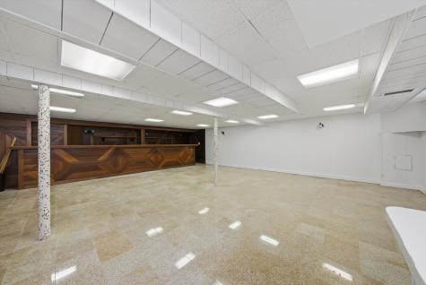 16560 Greenwood Avenue South Holland IL 60473