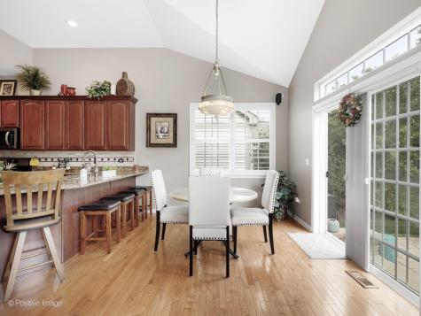 1732 Briarheath Drive Aurora IL 60505