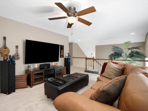 1732 Briarheath Drive Aurora IL 60505