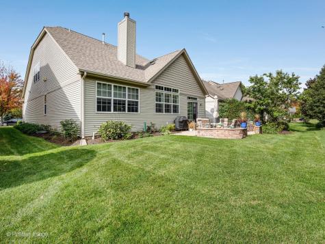 1732 Briarheath Drive Aurora IL 60505