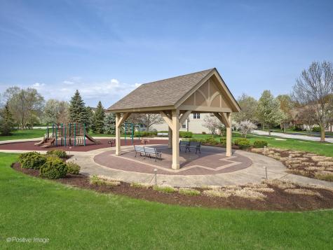 1732 Briarheath Drive Aurora IL 60505