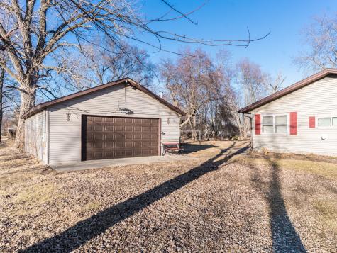 318 West Main Street Braceville IL 60407