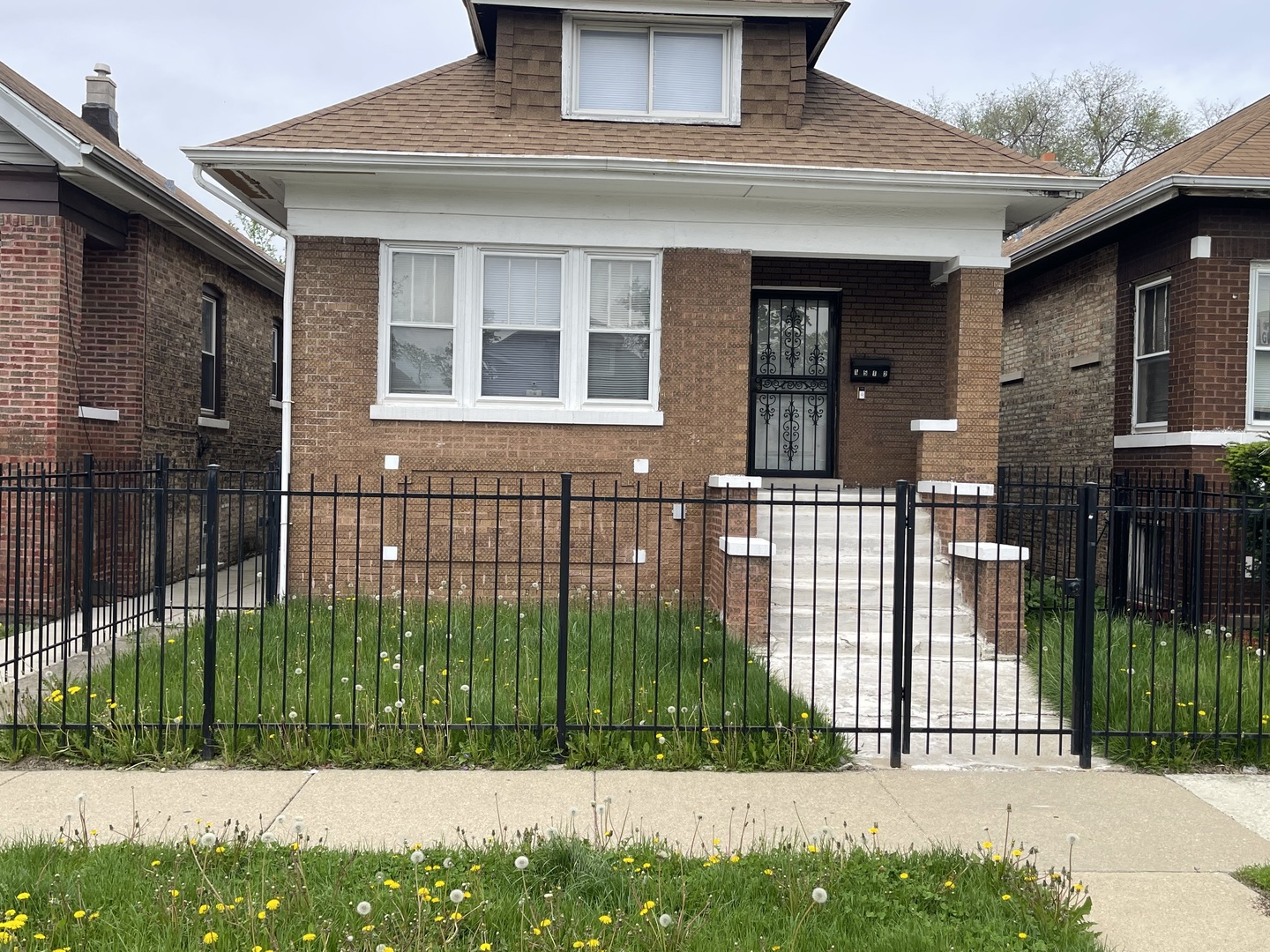 1512 North Linder Avenue Chicago IL 60651