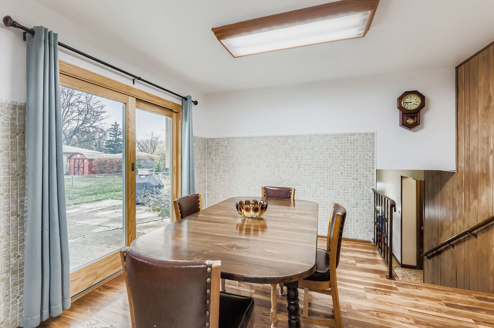 517 East Weathersfield Way Schaumburg IL 60193