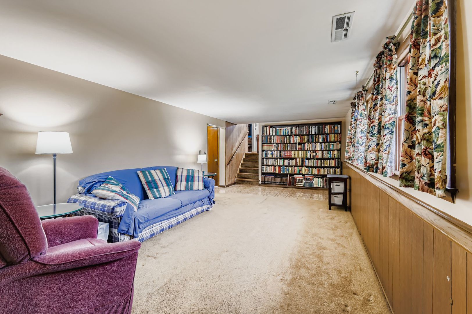 517 East Weathersfield Way Schaumburg IL 60193