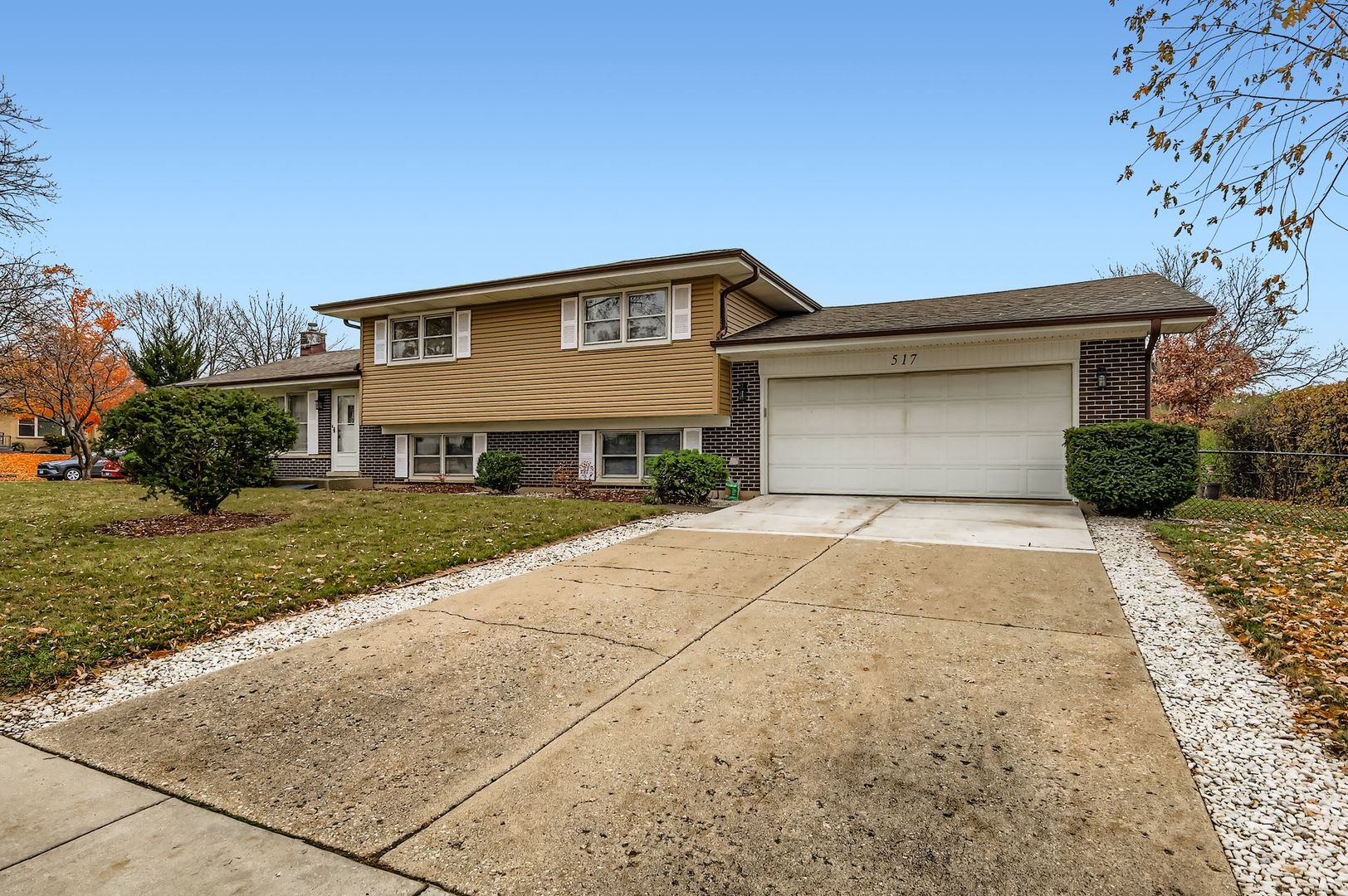 517 East Weathersfield Way Schaumburg IL 60193