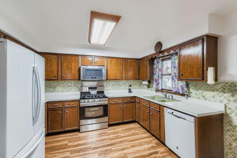 517 East Weathersfield Way Schaumburg IL 60193