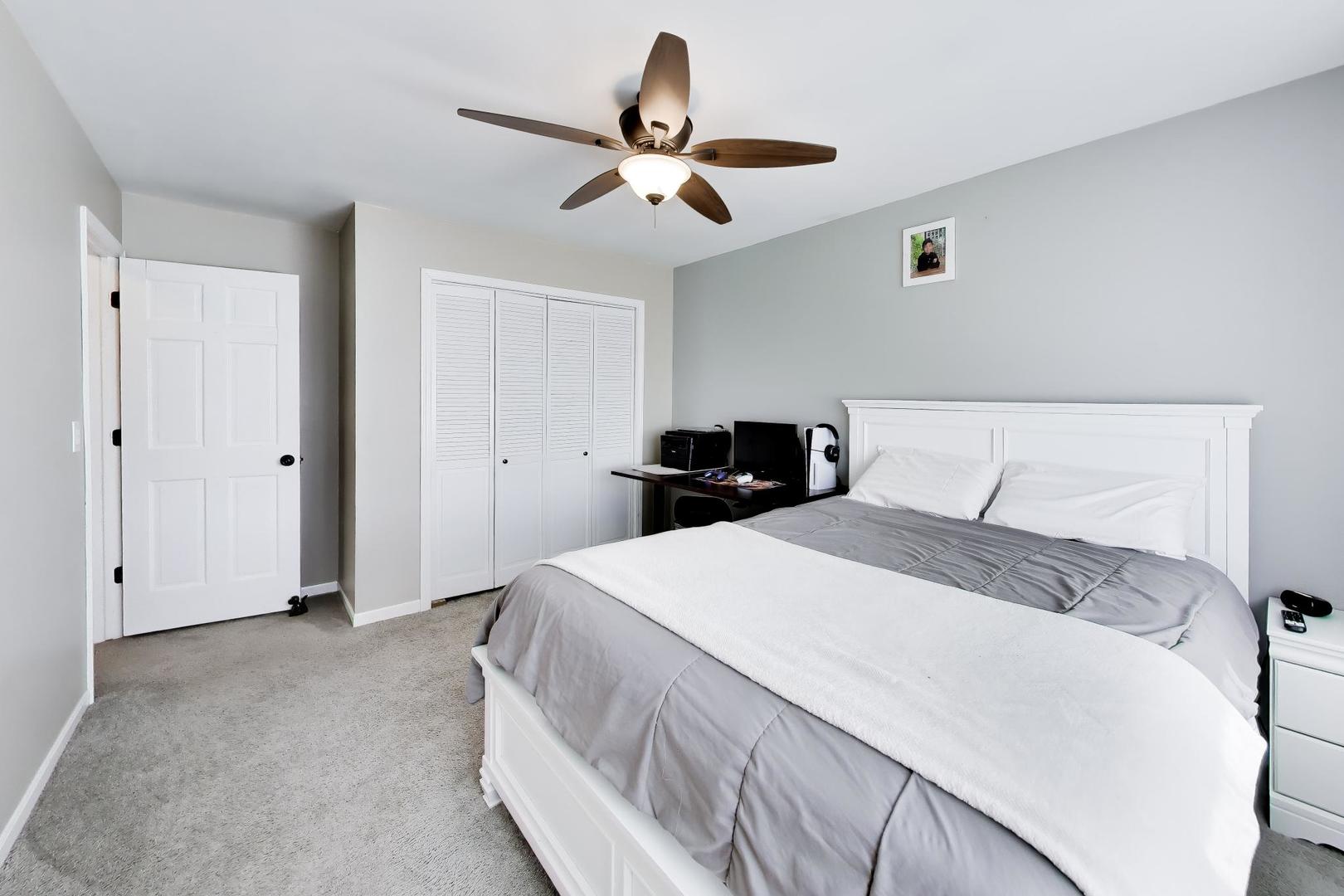5S671 Buttonwood Court Naperville IL 60540