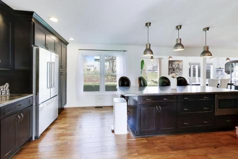 5S671 Buttonwood Court Naperville IL 60540