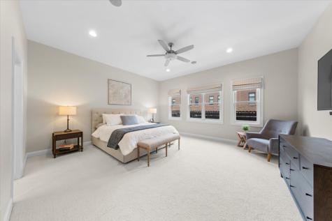 1716 West Wolfram Street Chicago IL 60657