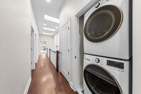 1716 West Wolfram Street Chicago IL 60657
