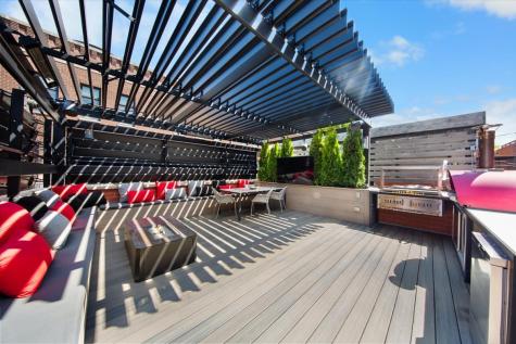 1716 West Wolfram Street Chicago IL 60657