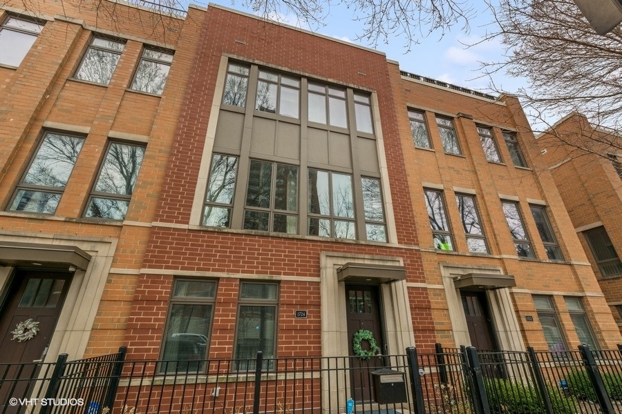 1724 South Prairie Avenue Chicago IL 60616