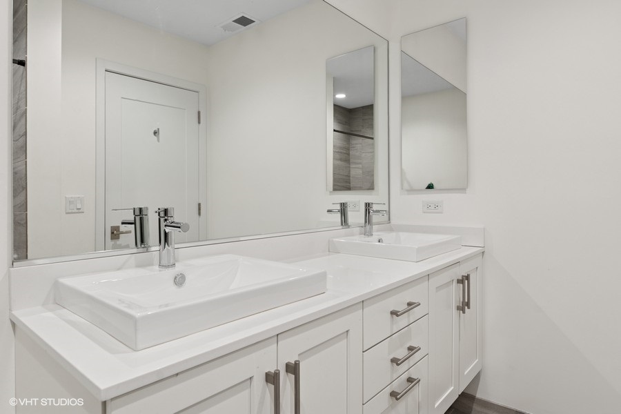 1724 South Prairie Avenue Chicago IL 60616