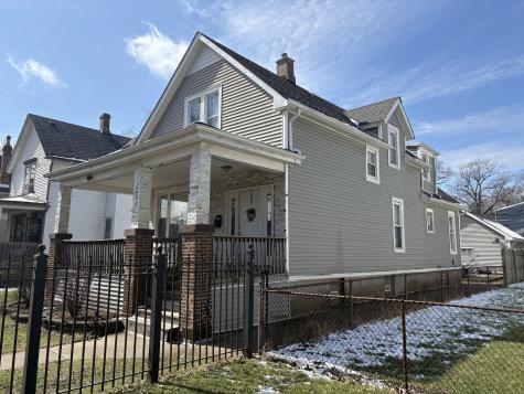 10230 South Parnell Avenue Chicago IL 60628