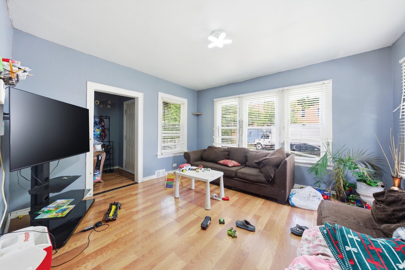1643 West 59th Street Chicago IL 60636