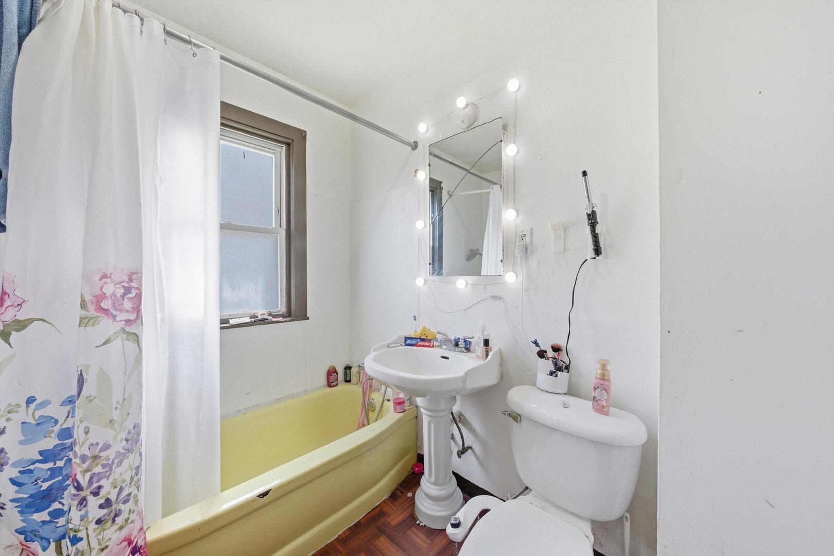 1643 West 59th Street Chicago IL 60636