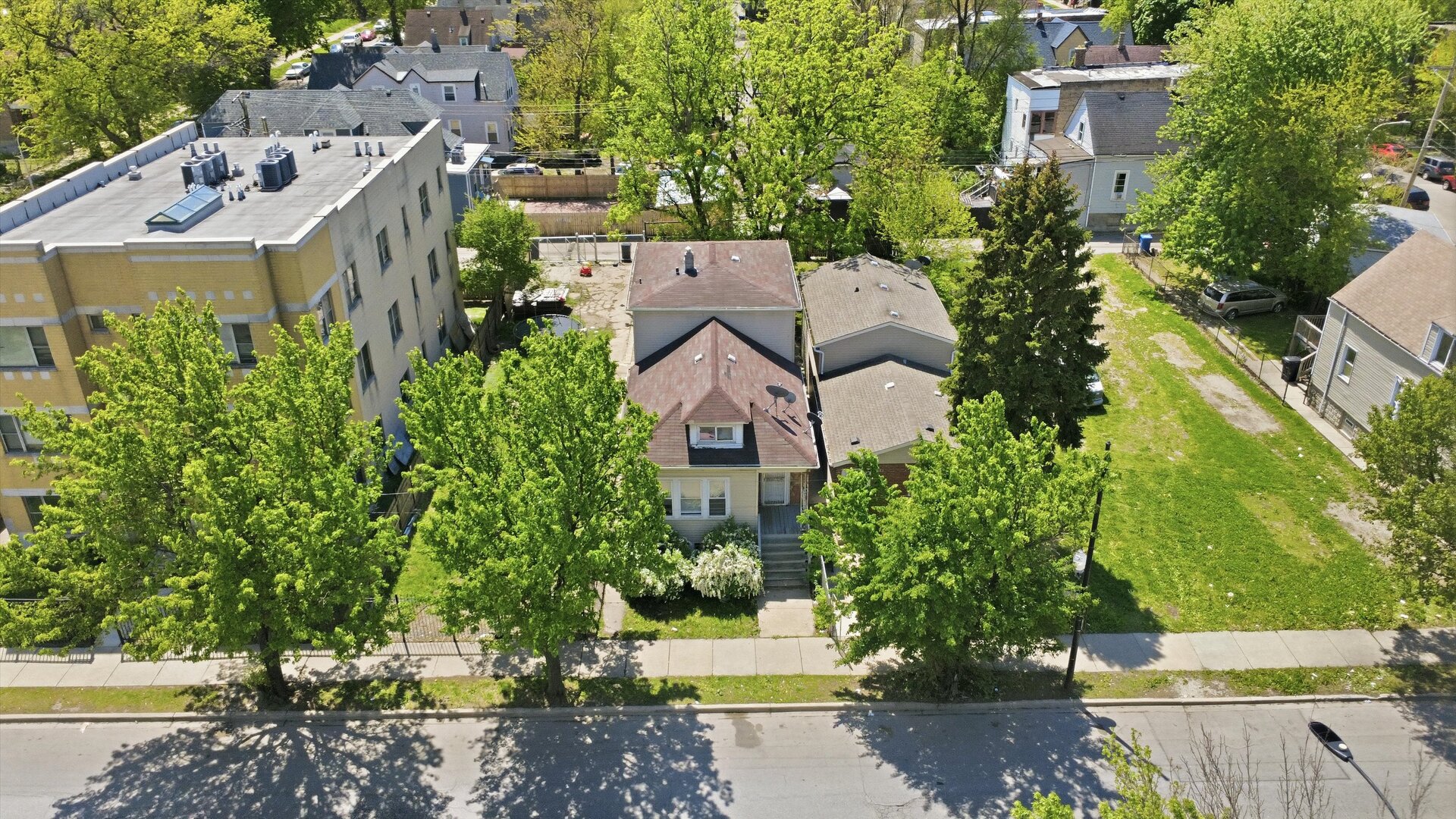 1643 West 59th Street Chicago IL 60636