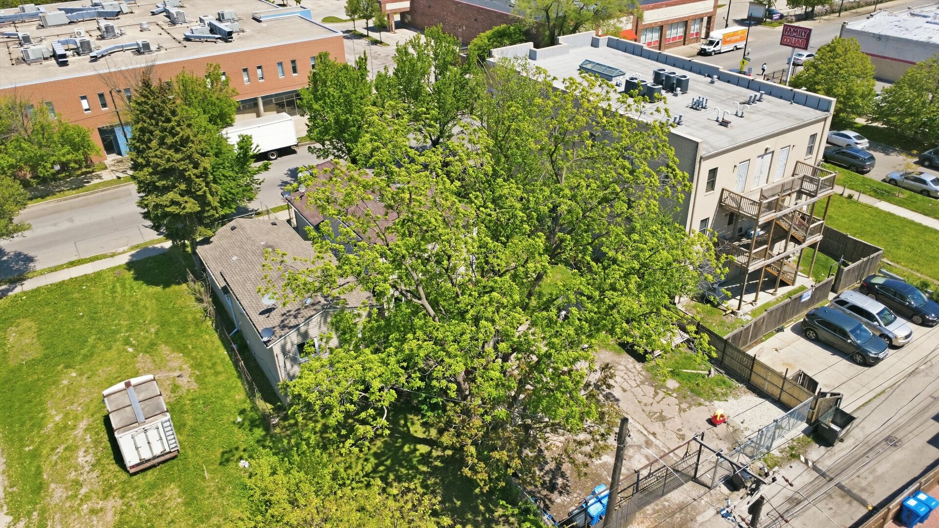 1643 West 59th Street Chicago IL 60636