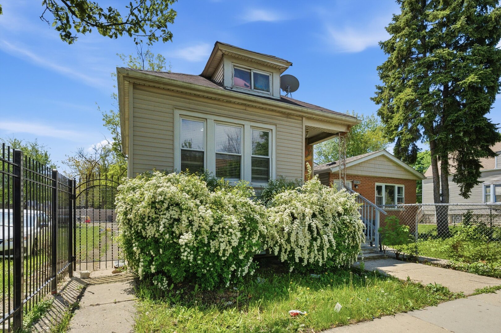 1643 West 59th Street Chicago IL 60636