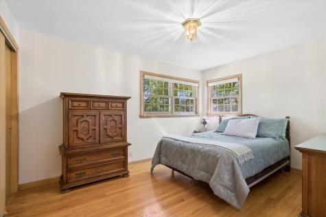 827 North Douglas Avenue Arlington Heights IL 60004