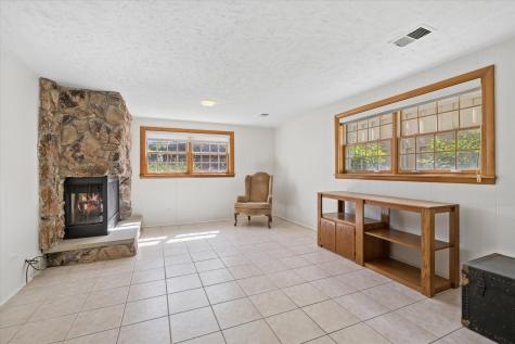 827 North Douglas Avenue Arlington Heights IL 60004