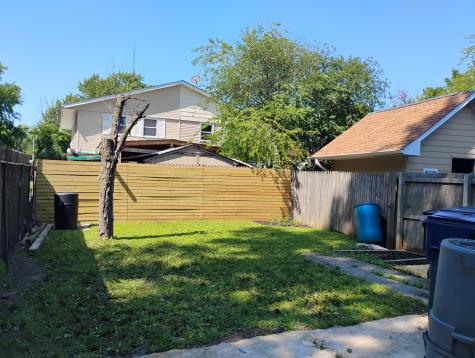 1608 11TH Street Waukegan IL 60085