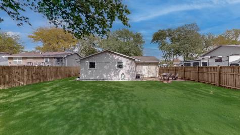 2017 Sanford Avenue New Lenox IL 60451