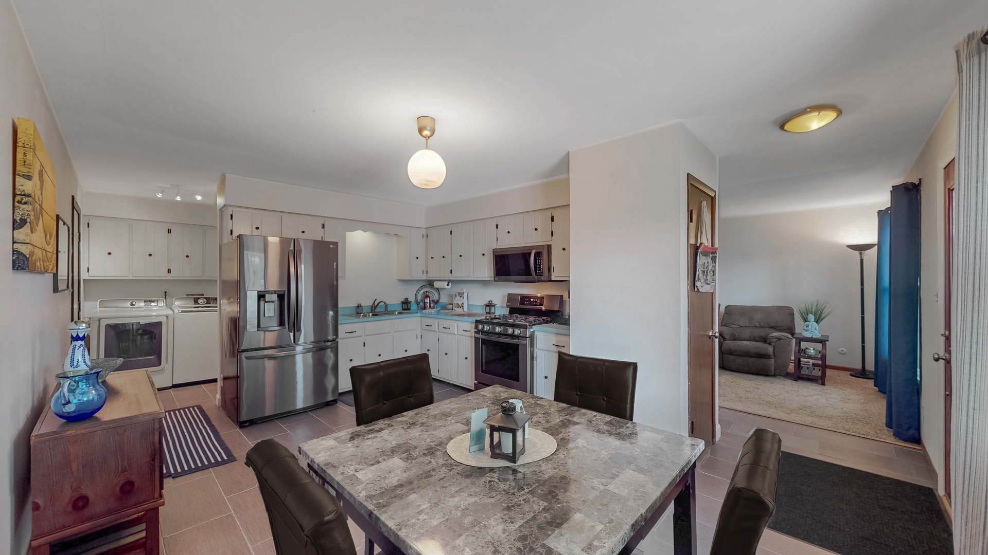 2017 Sanford Avenue New Lenox IL 60451