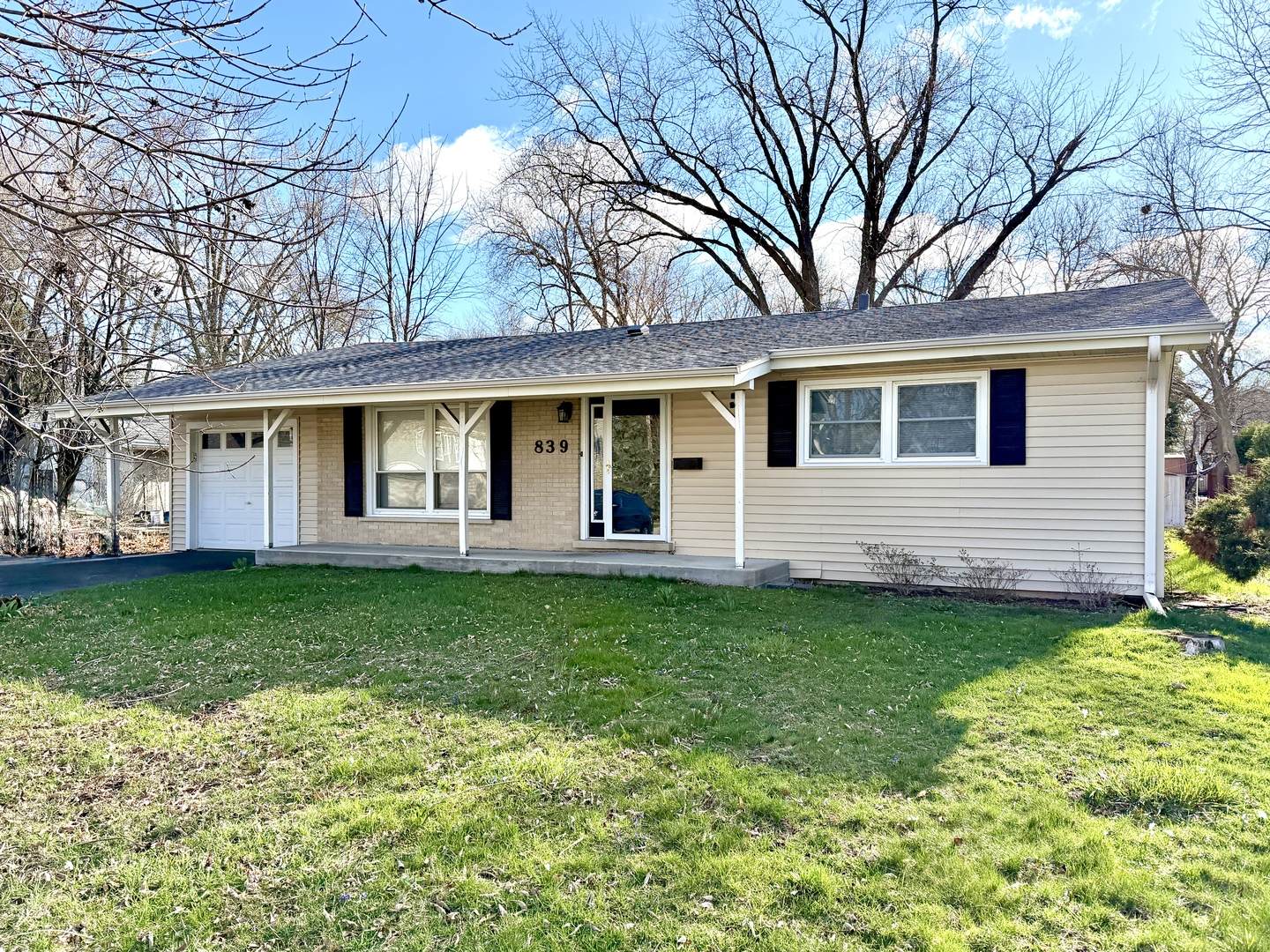 839 Dundee Avenue Barrington IL 60010