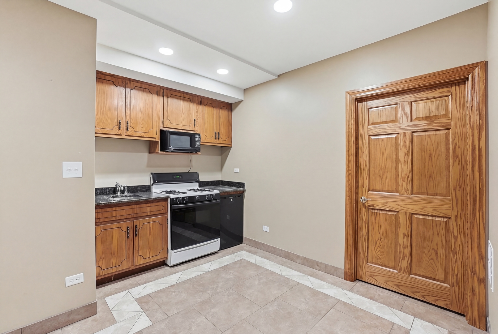 115 East Woodlawn Road New Lenox IL 60451
