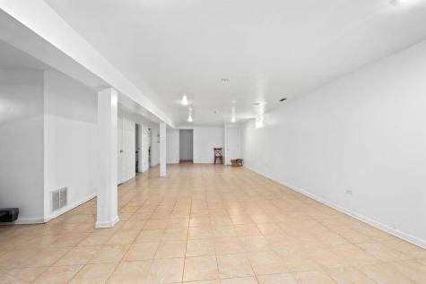8035 South Kolin Avenue Chicago IL 60652