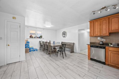 8035 South Kolin Avenue Chicago IL 60652