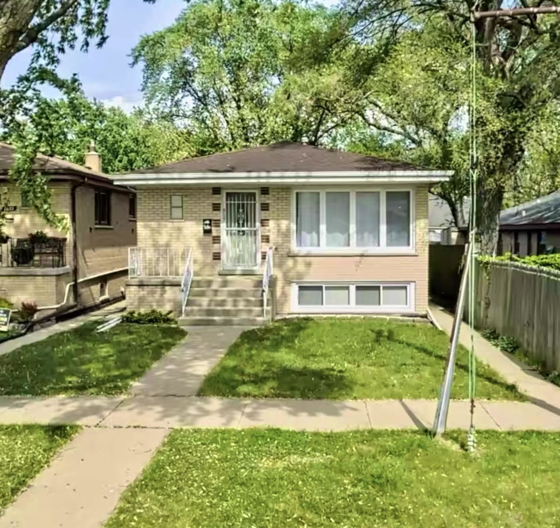 8037 Natchez Avenue Burbank IL 60459