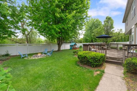 110 Saint Germain Place St. Charles IL 60175