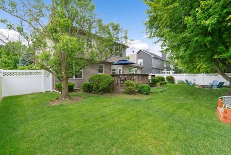 110 Saint Germain Place St. Charles IL 60175