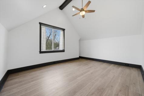 816 West Florence Street Mchenry IL 60051