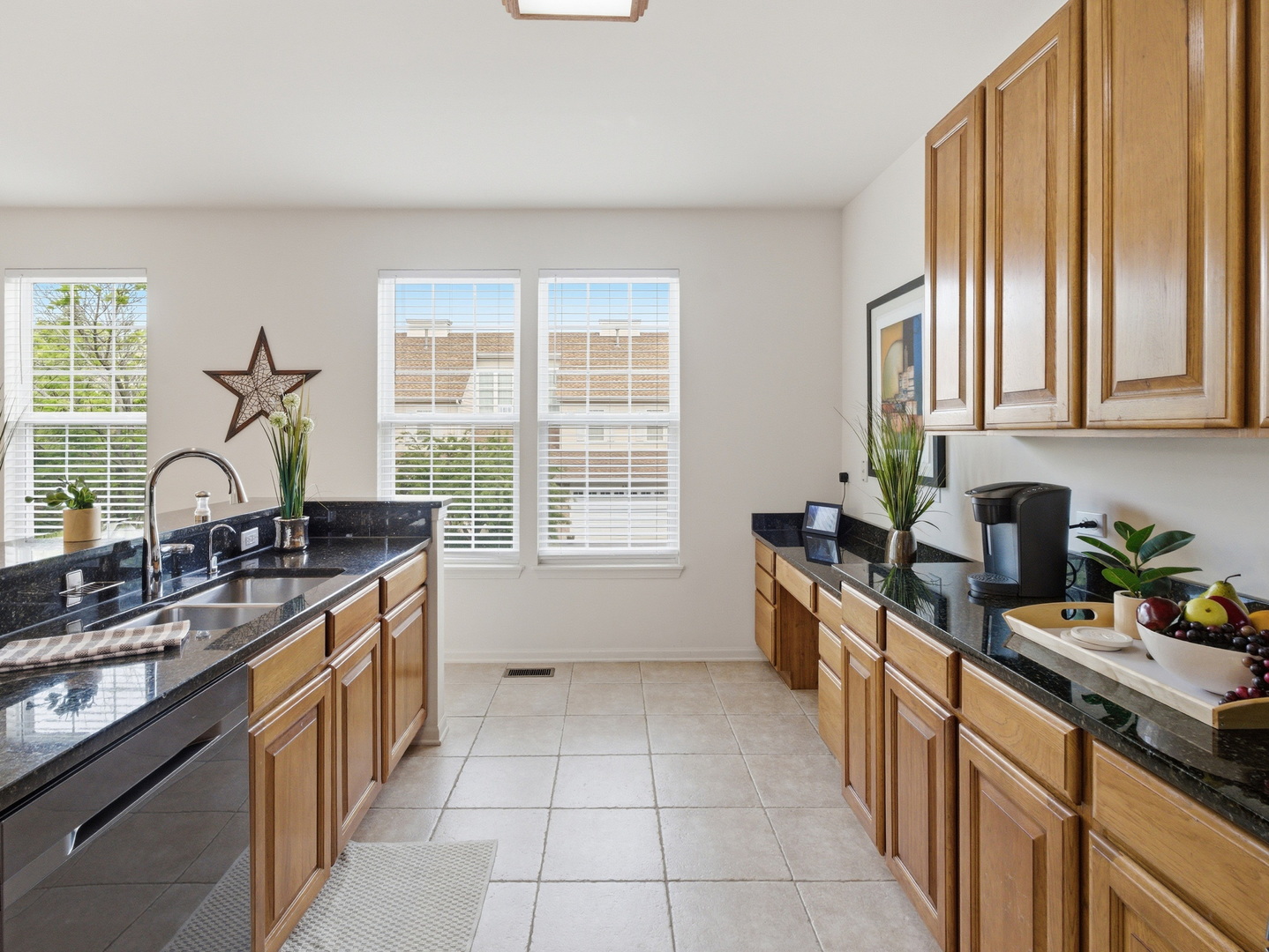490 Dolton Lane Carol Stream IL 60188