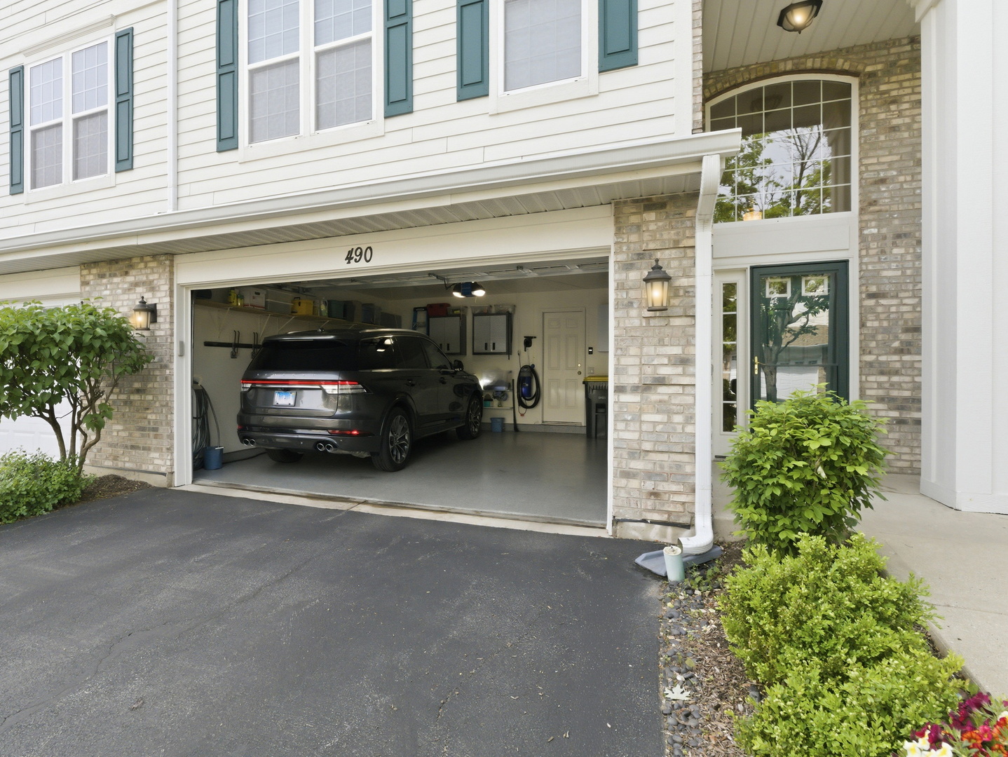 490 Dolton Lane Carol Stream IL 60188