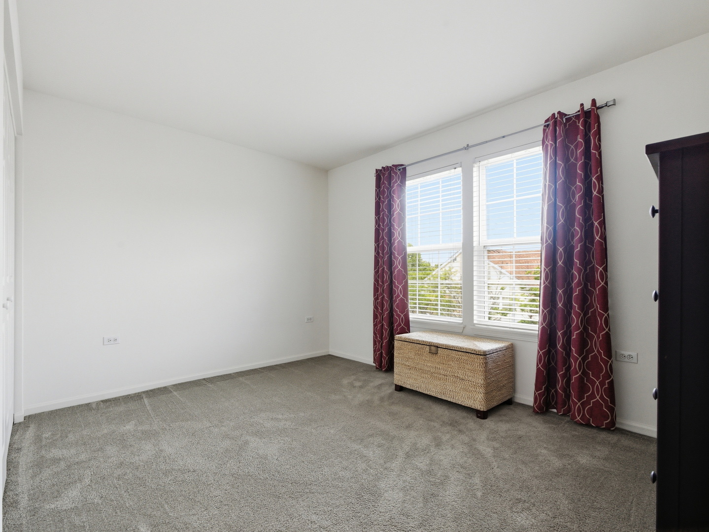 490 Dolton Lane Carol Stream IL 60188
