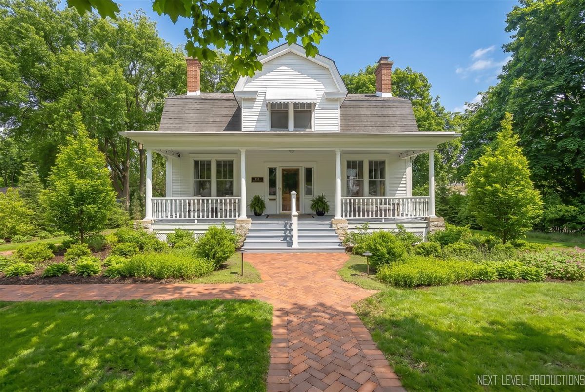 132 South Wright Street Naperville IL 60540