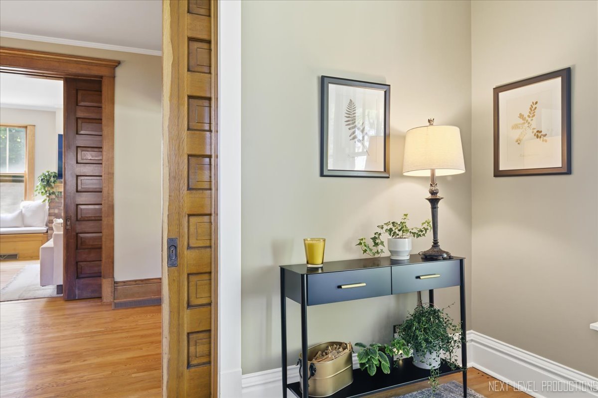 132 South Wright Street Naperville IL 60540