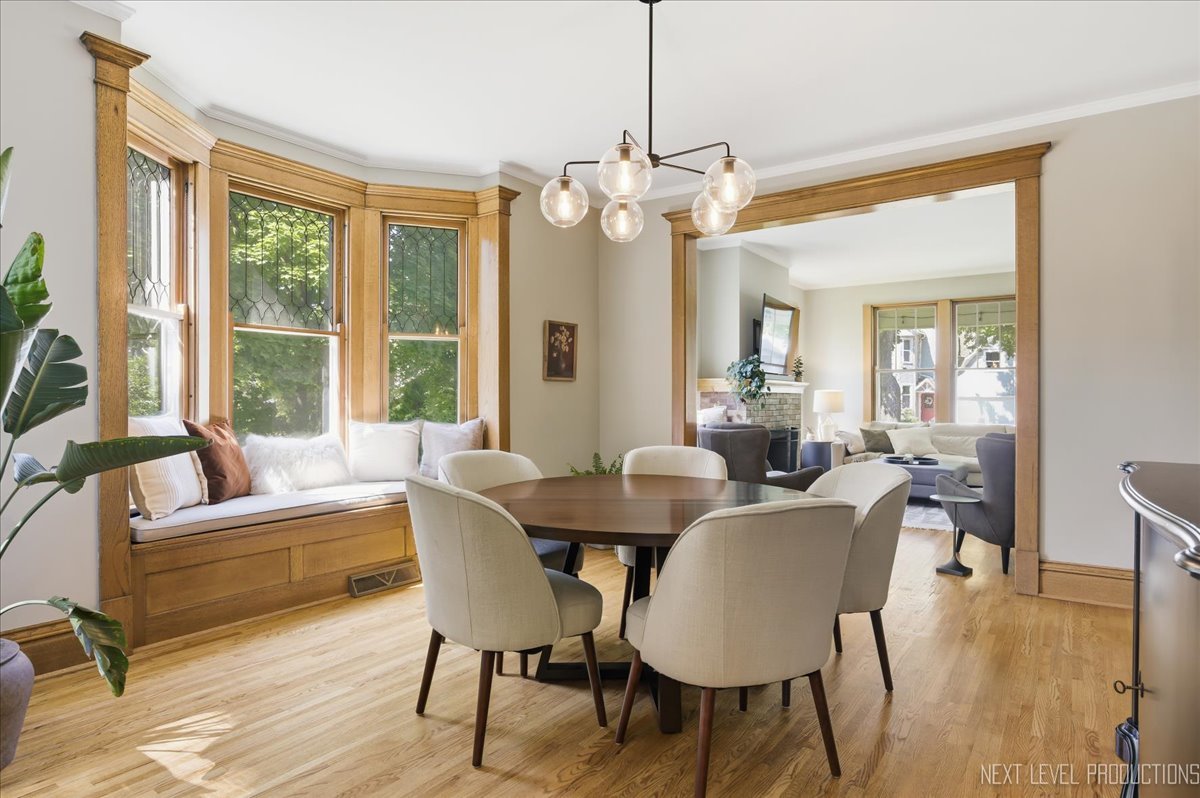 132 South Wright Street Naperville IL 60540