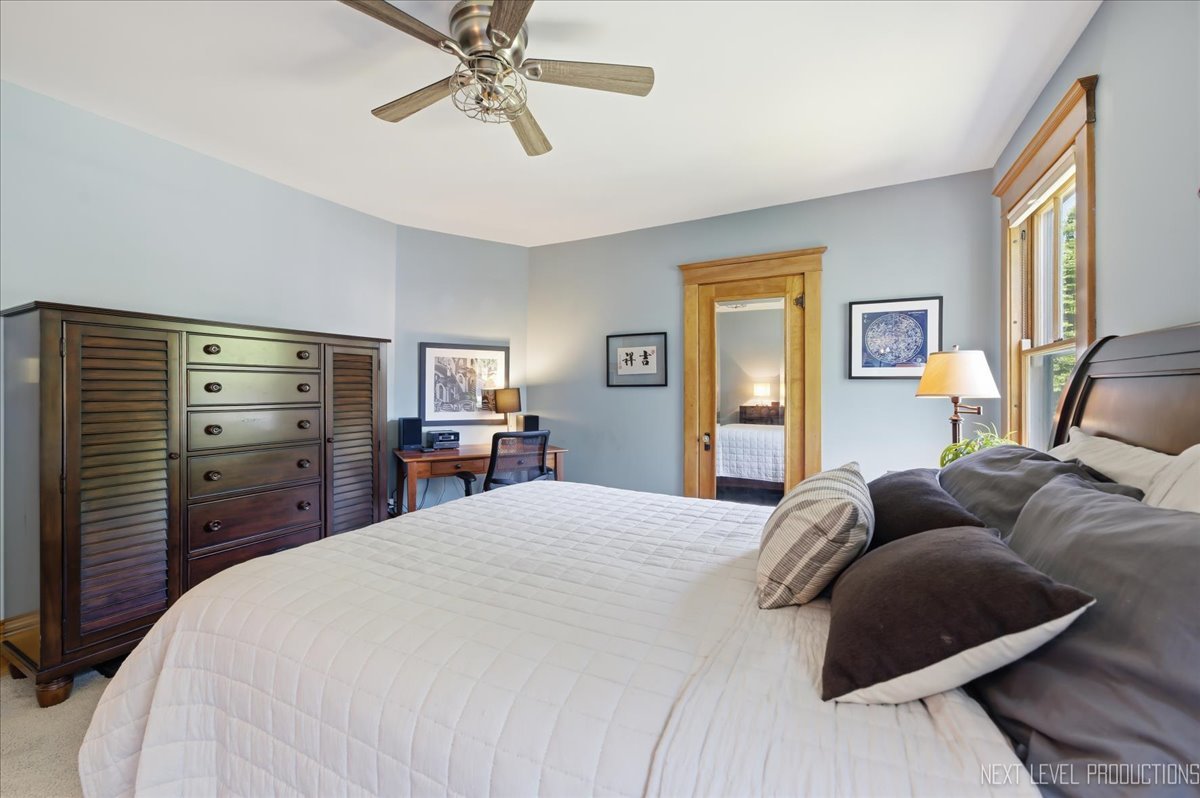 132 South Wright Street Naperville IL 60540