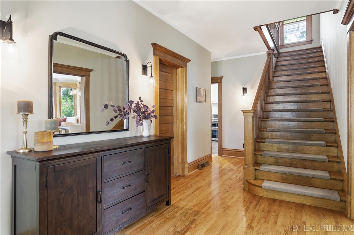 132 South Wright Street Naperville IL 60540