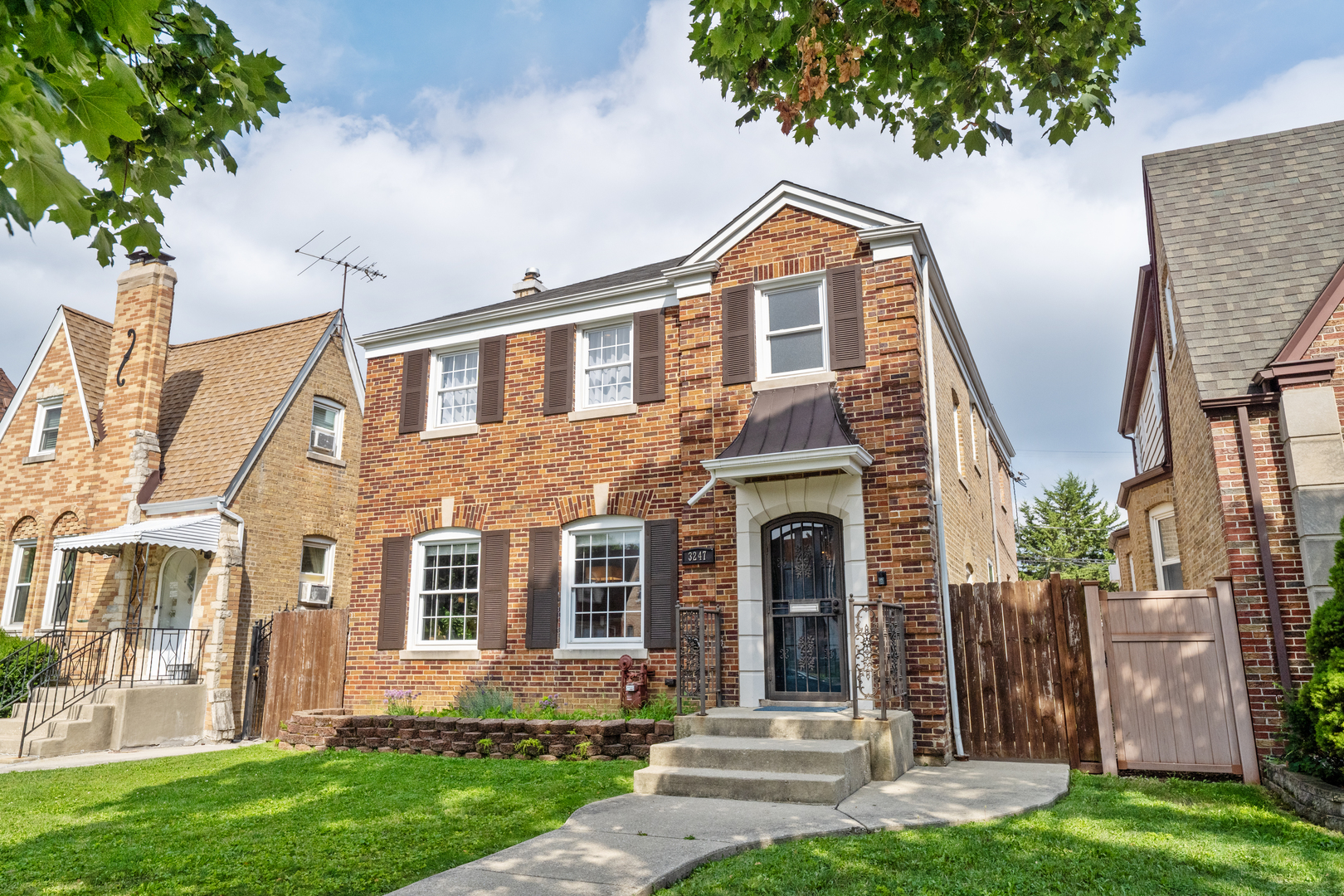 3247 North Rutherford Avenue Chicago IL 60634